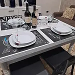 Nini'